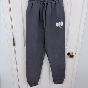 White Fox Gray Archive 6.0 Sweatpants: XS